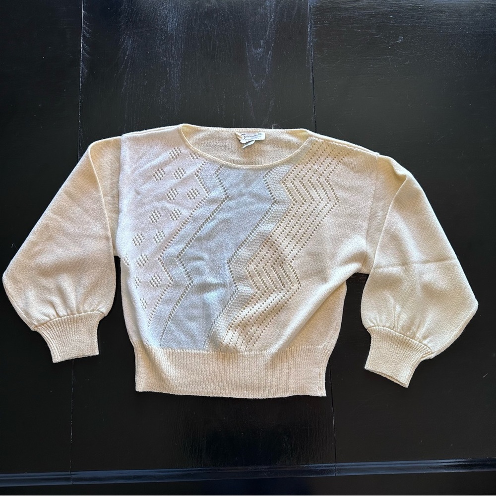 Vintage Savionette Small Crewneck Knit Cream Pastel Sweater Warm Made in USA